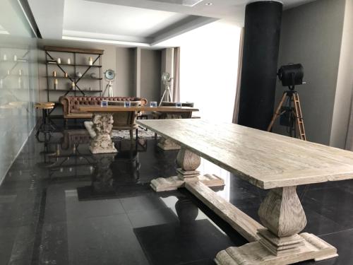 Bar/lounge, City Madero Buenos Aires in Puerto Madero