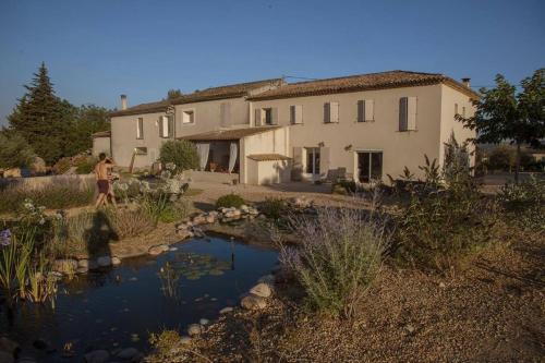 Mas Bastide st Victor à 5 mn de Lourmarin (Mas Bastide st Victor a 5 mn de Lourmarin) in Puyvert