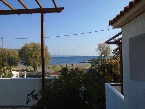 Sea Front two bedroom House in Lesvos