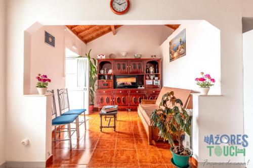 Casa do Tio José in Doze Ribeiras in โดเซ ริเบย์ราส