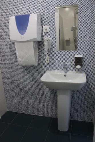 UAU Hostel - image 11