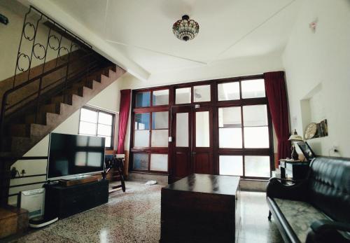 Goin Old House Bar In Tainan Room Deals Photos Reviews - 