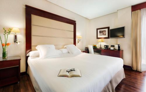 Hotel Valencia Center - image 3