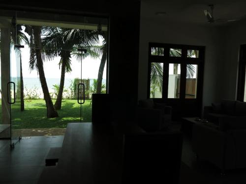 Villa Beach Road Ambalangoda