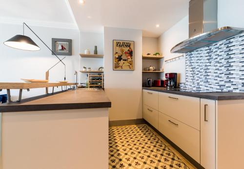 YOUCCA ONDINE apartment with sea views and terrace in Biarritz - image 7