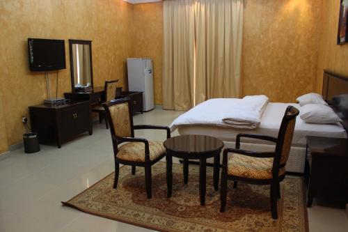 Gulf Crown Hotel Apartment