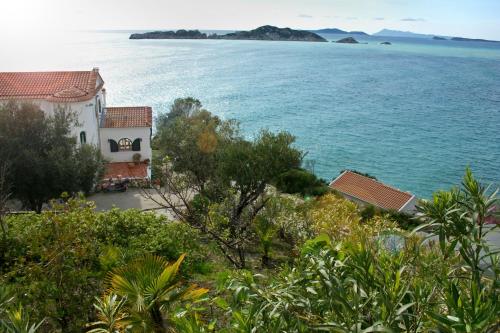  Villa Plaka in Afionas