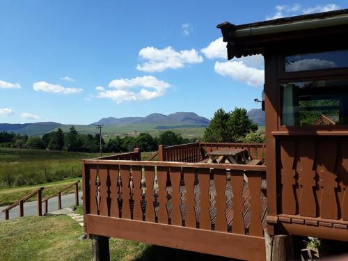 Log Cabin Nestled In The Mountains Of Snowdonia By Seren Property