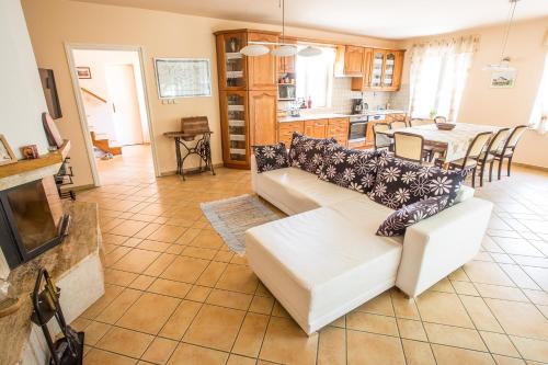  Nyirfa Apartmanház Döröske in Döröske