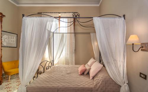 Two-Bedroom Suite image 9