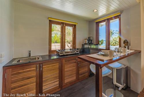 The Joy Beach Villas thumbnail 5