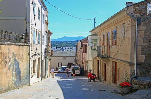 Aqua Rooms Sarria - image 11