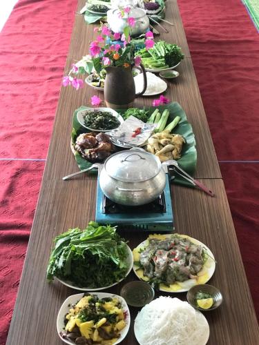 Tu Vien Xanh Homestay - 레스토랑
