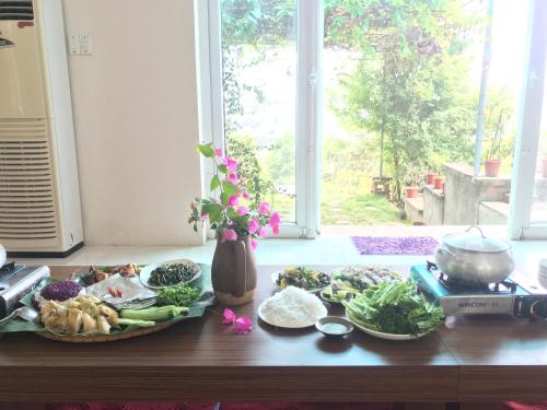 Tu Vien Xanh Homestay - 레스토랑