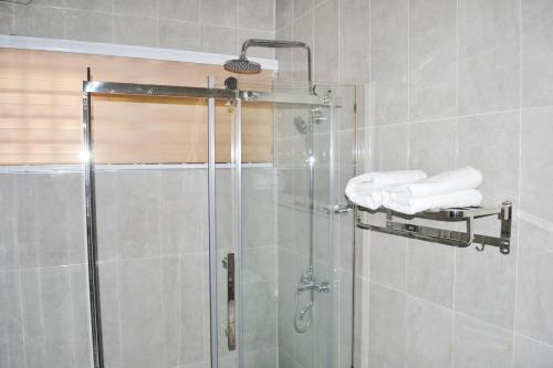 Shower, Best Lodge in Tamale