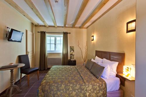 photo chambre Hotel-restaurant Les Caudalies