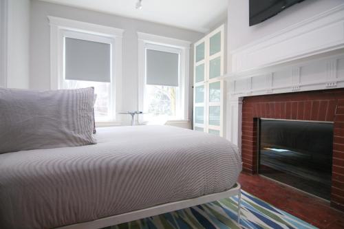 A Stylish Stay w/ a Queen Bed, Heated Floors.. #29