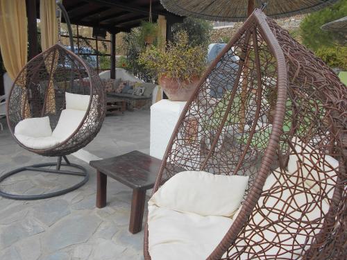 La Veranda of Mykonos Traditional Guesthouse - image 7