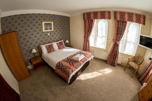 Farnley Tower Guesthouse - image 13
