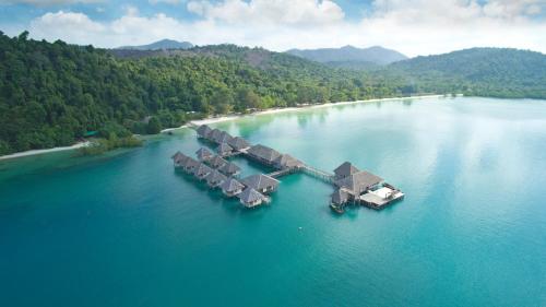 . Telunas Beach Resort