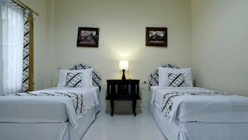 Diana Hotel Jogja Room Type - Superior Twin Room