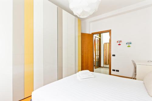 San Siro Stadium Garden Flat - image 10