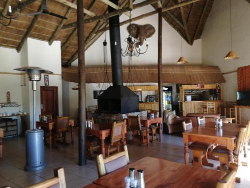 Pub/lounge, Elephants Footprint Lodge in Port Elizabeth