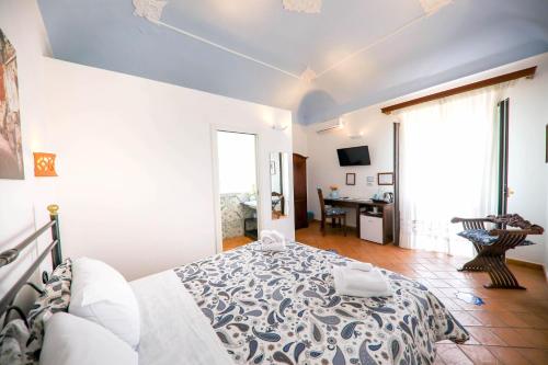Agrodolce B&B – Cefalu, CA