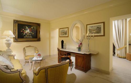 Colonna Palace - image 2