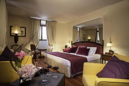 Hotel Colonna Palace