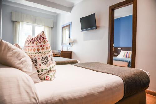 Hotel Costasol - image 6
