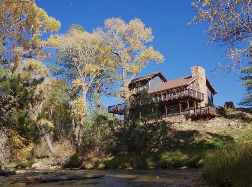 Rippling Waters- 4 Bedroom With Hot Tub On Chalk Creek Home - image 6