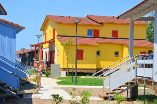 Lagrange Grand Bleu Vacances – Résidence La Grenadine