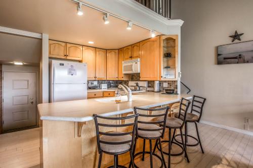 Condo Del Sol 238 - image 5
