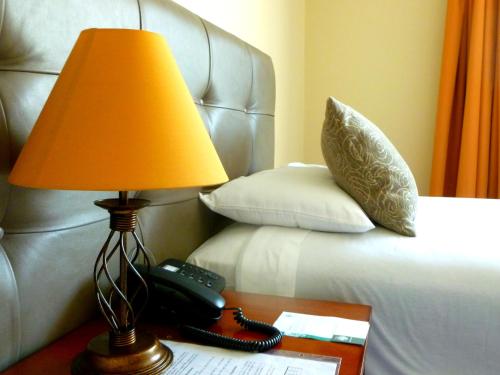 1 queen bed