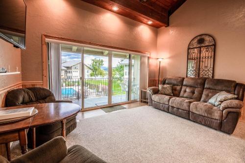 Condo Del Sol 210