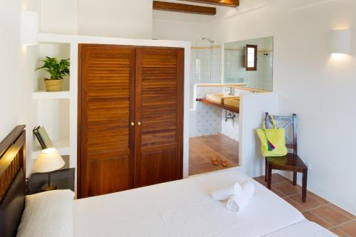 CAN NOVES - 5 Suites Recently built villa with bbq & outside area - image 4