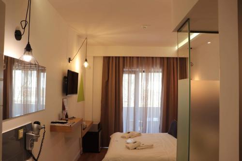 Blue Bottle Boutique Hotel - image 10