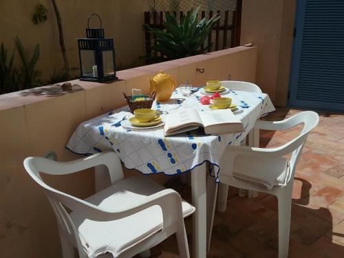 Manta Rota Beach, apartment in a villa, terrace,garden