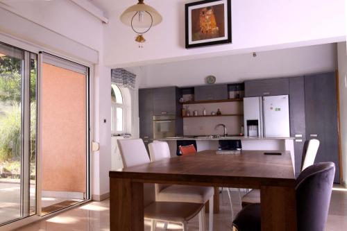 Villa Mihaela in อิชิชิ