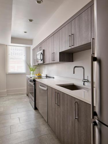 Platinum One Bedroom Suite image 3