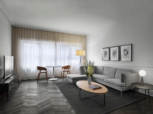 Platinum One Bedroom Suite image 4