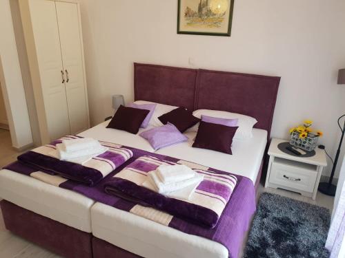 Ana Tudor Apartments - image 6