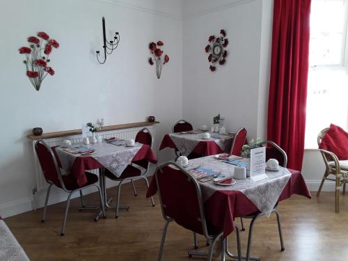 Merriedale Guest House - image 4