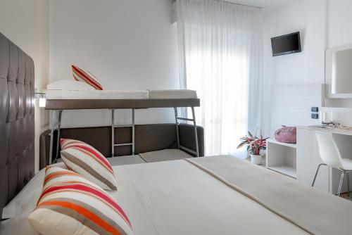 Comfort Quadruple Room with Sea View