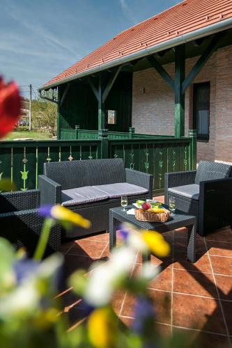  Patakpart Vendégház, Pension in Ófalu