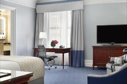 Fairmont Copley Plaza - image 2