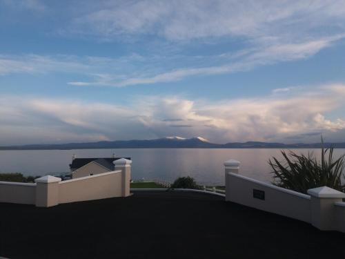 Ballyheigue Cliff Side and Sea View Apartment