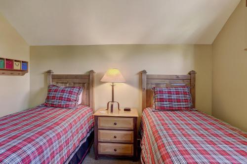 8890 The Springs Condo - image 4