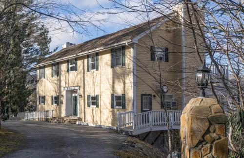 The Inn At Elk River Avery Price Address Reviews
